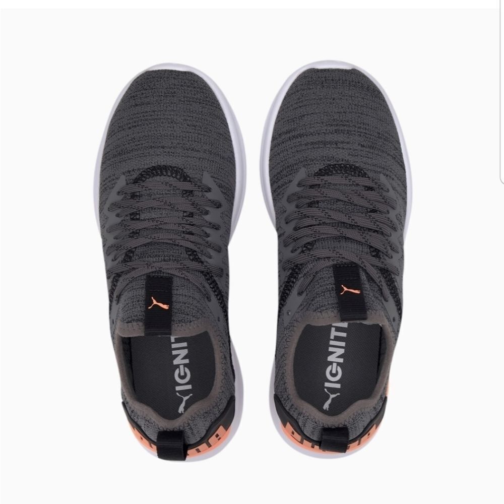 NWT Women’s Puma Evoknit Ignites sz 6